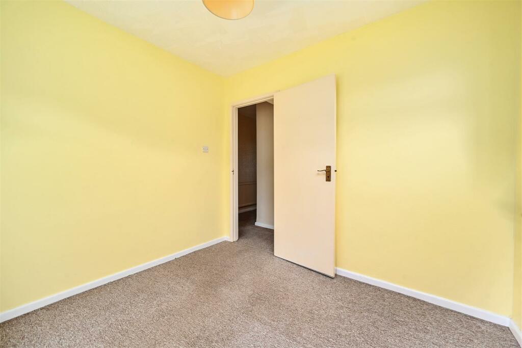 hillside, Portslade,BN41  (9).jpg