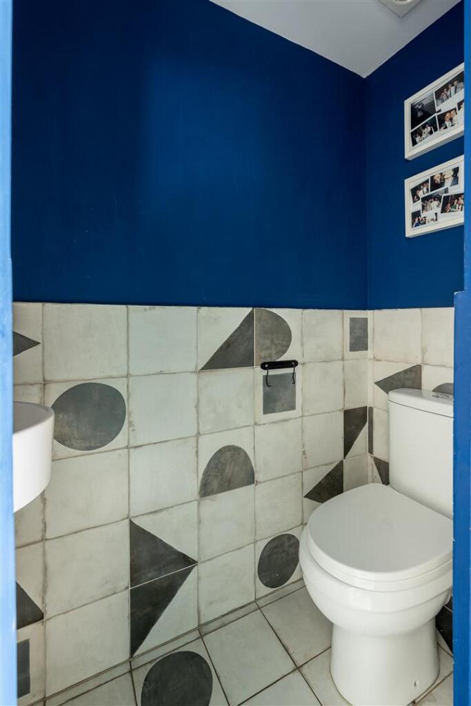 Downstairs-WC.jpg