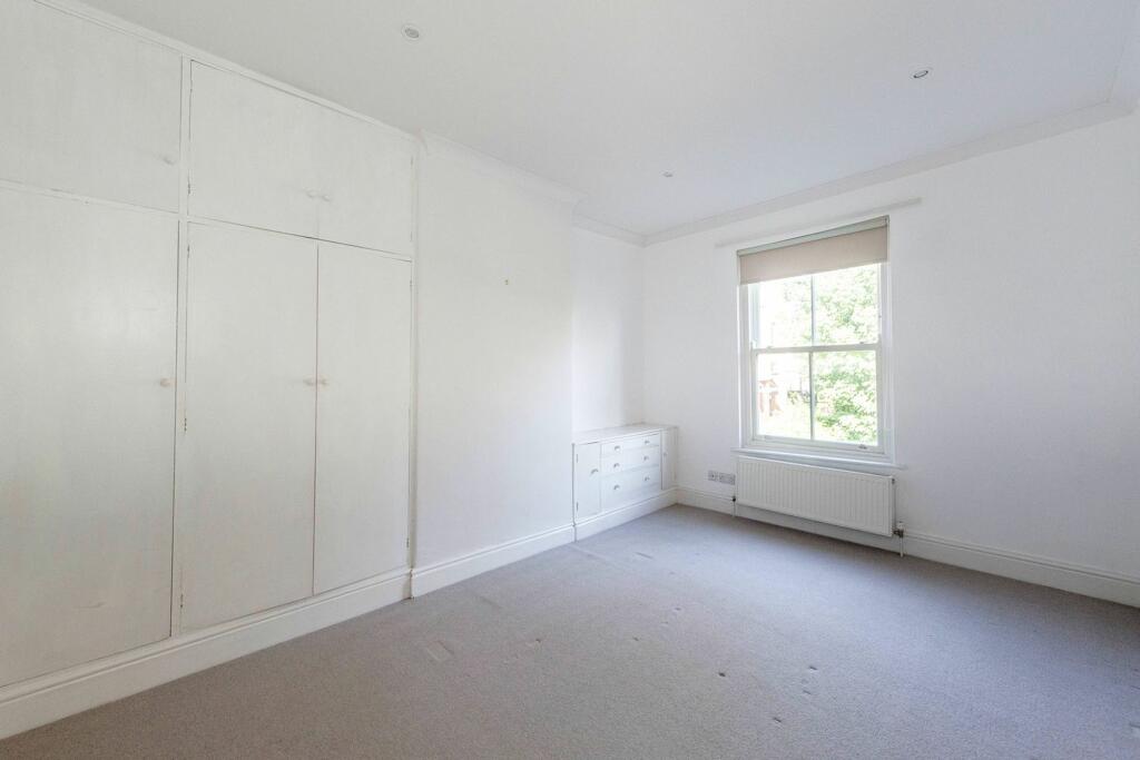 BEDROOMS AND BATHROOMS