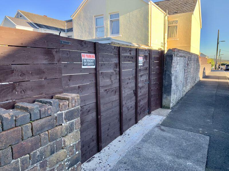 Access gate into the rear garden