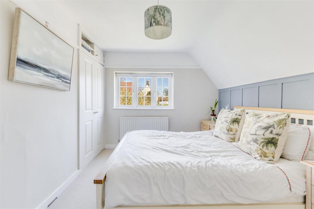 Baldock Road 72-7.jpg