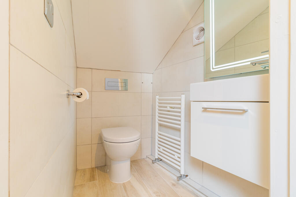 Bathroom-(3)