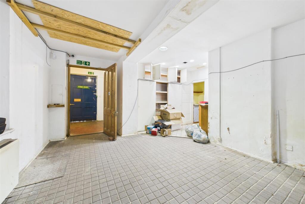 The Old Police Station, 32 Jacobs Wells Road Clift