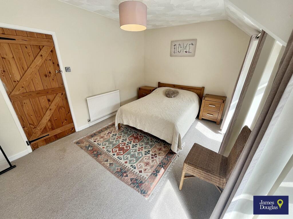 Bed12