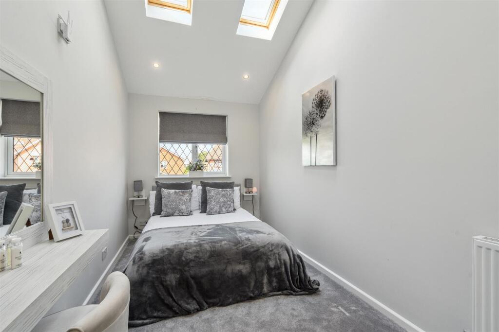 21 Charlesworth Avenue_10.jpg