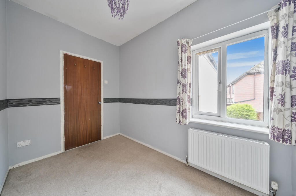 1370192-8-68ef5d6...