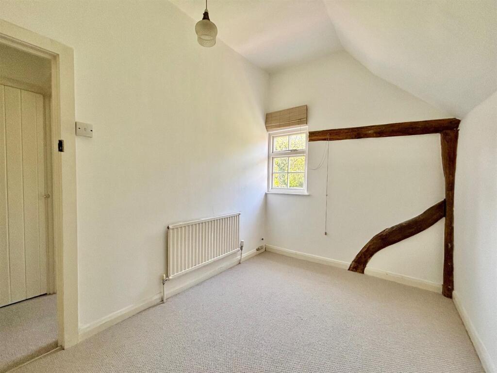 Bedroom 2.jpg