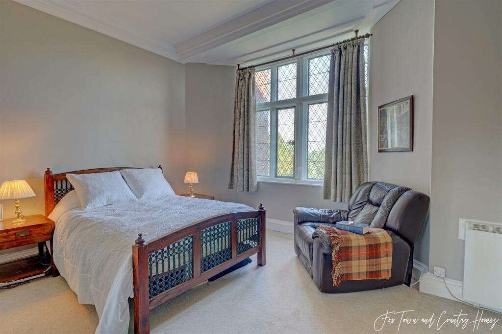 7 Westwood House (30).jpg