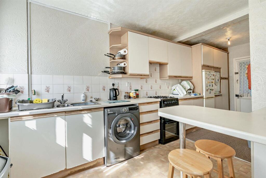 8656420-interior15-800.jpg