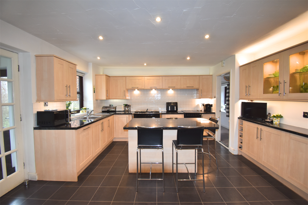 Fitted Dining Kitche