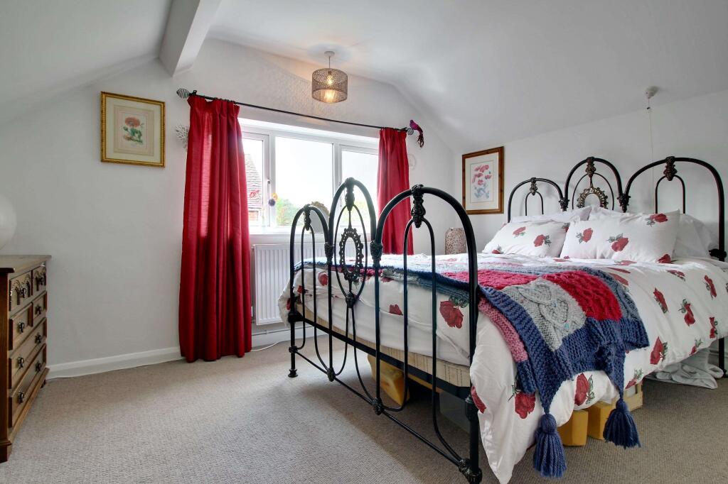 Bedroom 4 (Double)