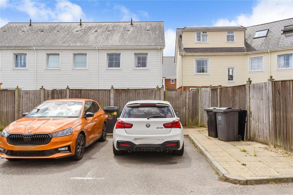 Driveway/Parking
