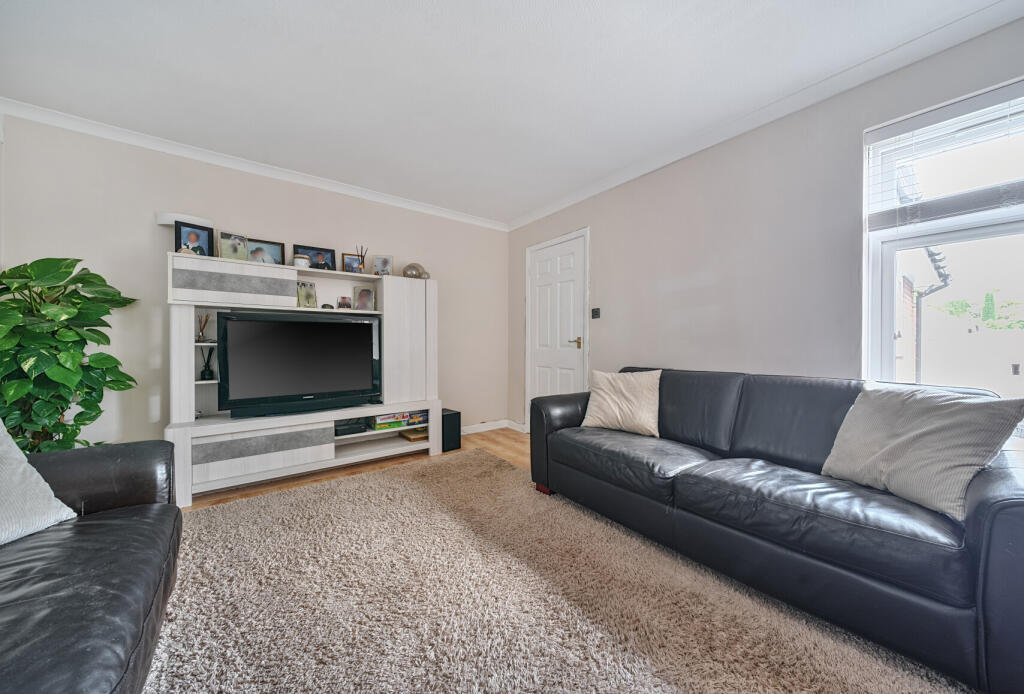 1305862-5-6846fb0...