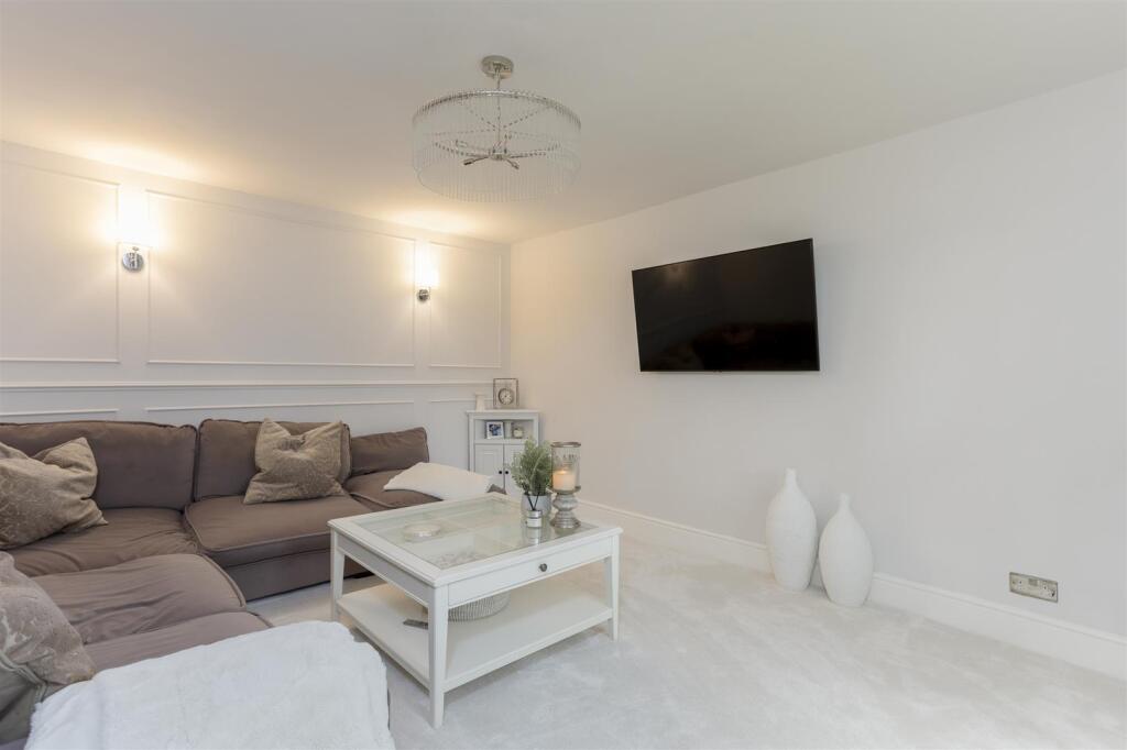 2_Ashbourne_Place__1.jpg