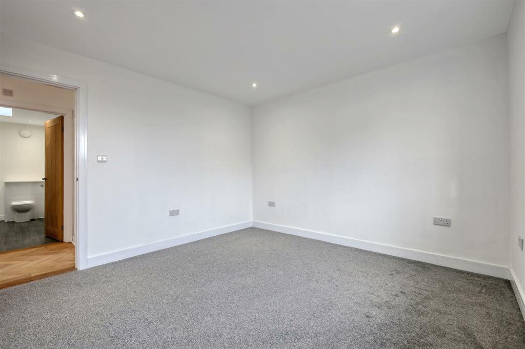 img_0292_9 copy 2.jpg