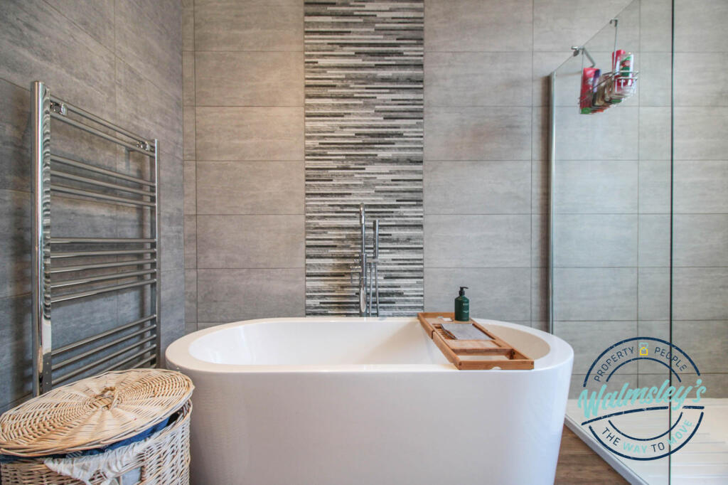 Four piece bathroom