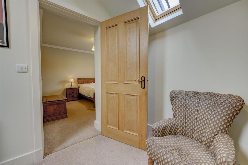 Principal Bedroom Dressing Room