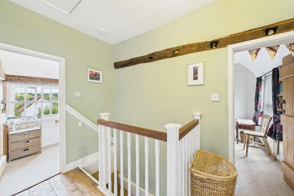 CAM01689G0-PR0488...