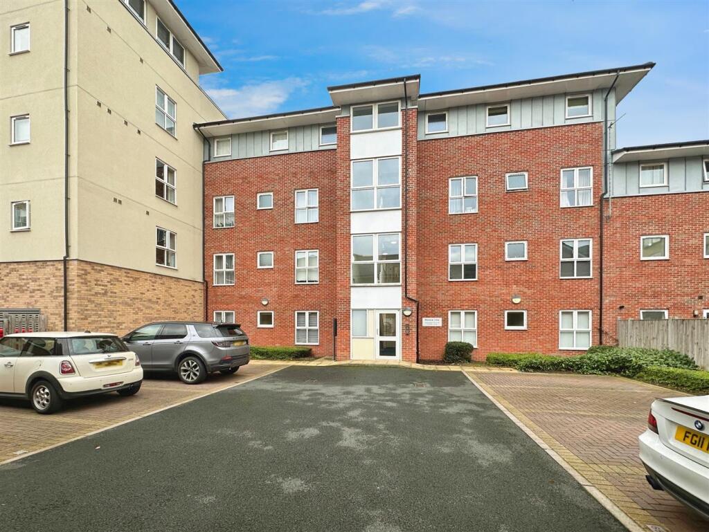 4bd68d9f--417A-8A48-E7C9B8F417CC-60458-000010E2D7F