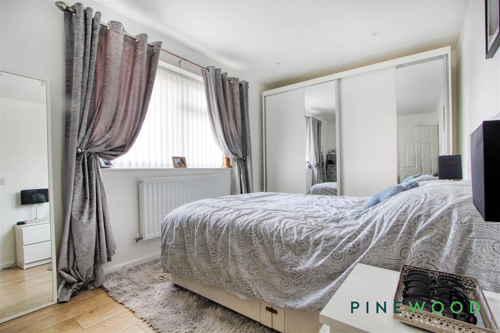 BEDROOM TWO