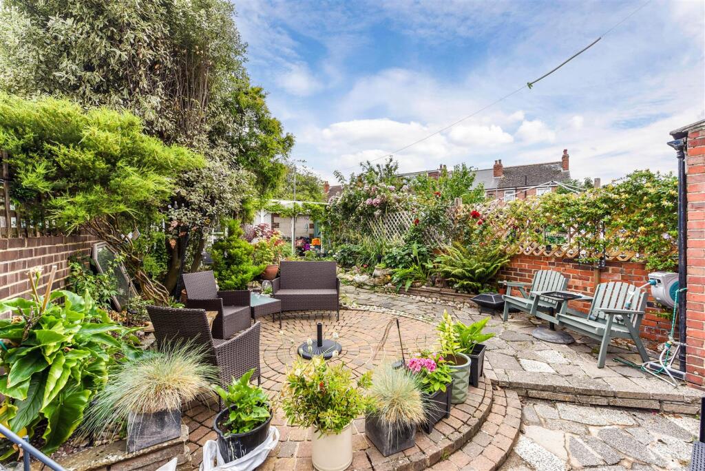 Garden a.jpg