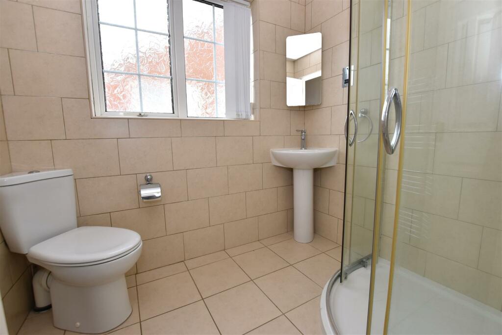 Shower Room.JPG