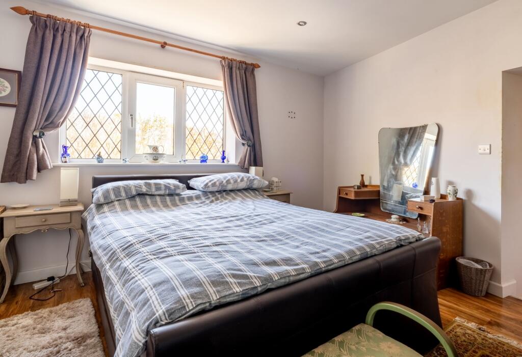 Ground Floor Bedroom/Reception Room