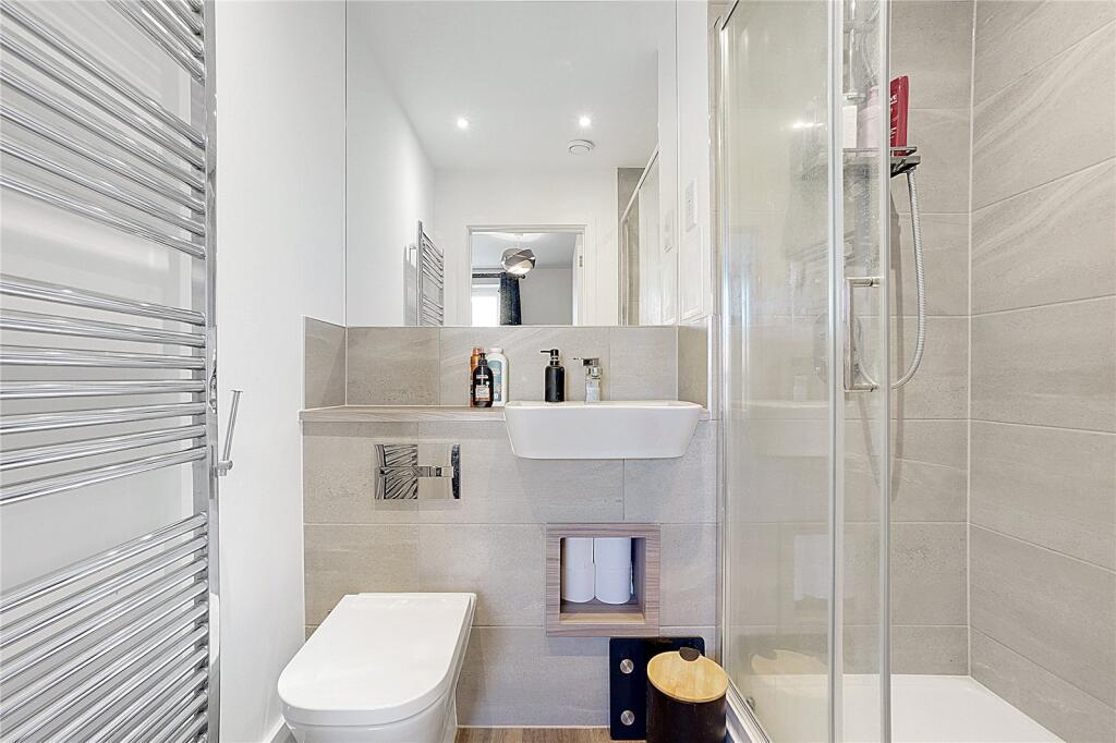 Ensuite