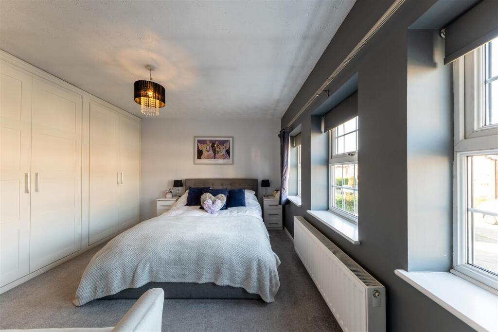 10 Minster Close-019.jpg