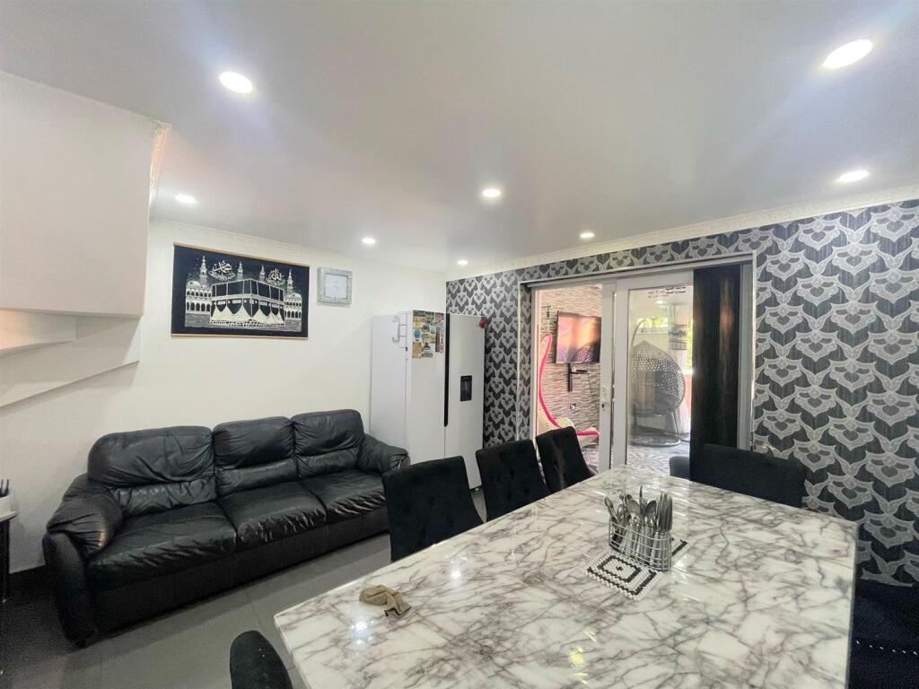 Lounge / Diner
