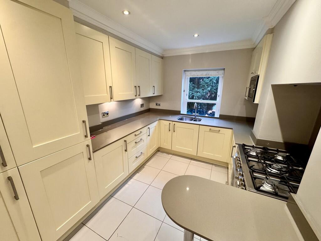 6 Turret House - ...