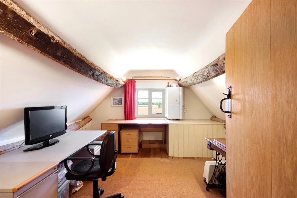 Atiic/Home Office