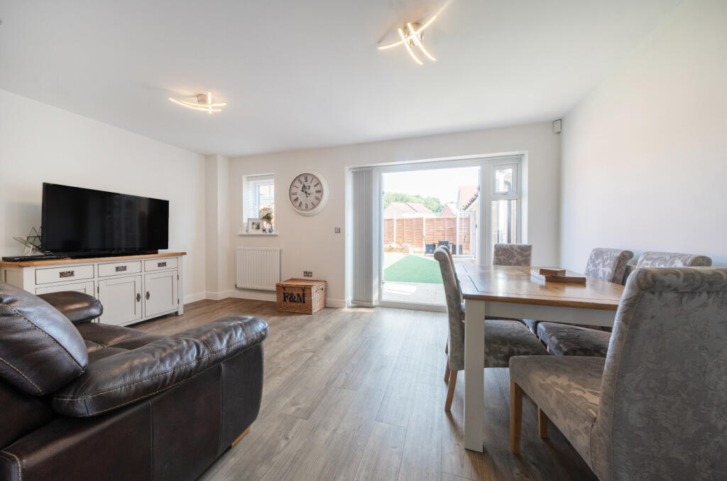 Kitchen Diner Lounge