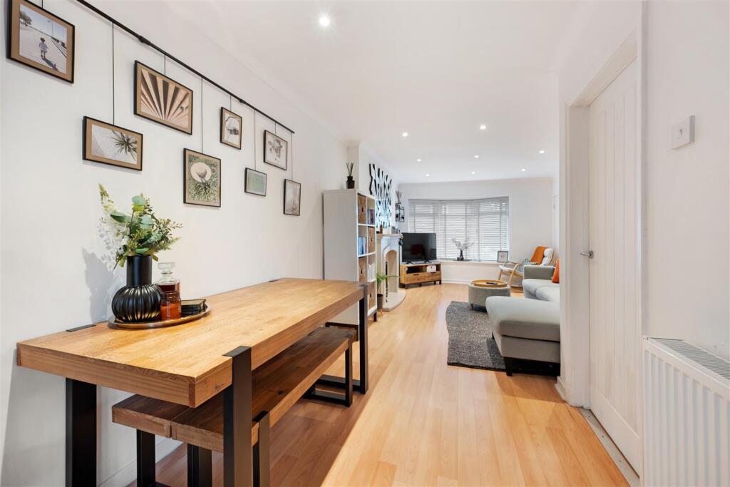 Sitting Room (4).jpg