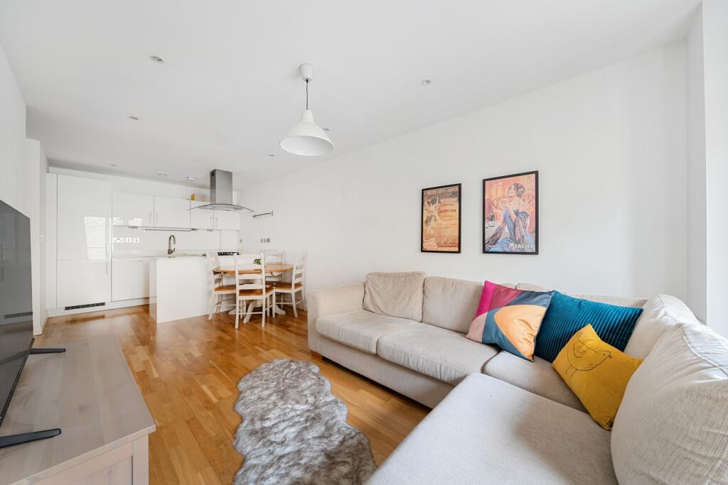 1306835-11-6846fdcf3c874