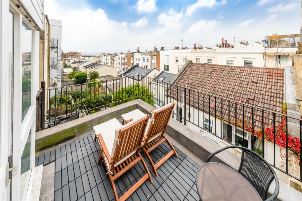 Flat 5, 47 Brunswick Place-14.jpg