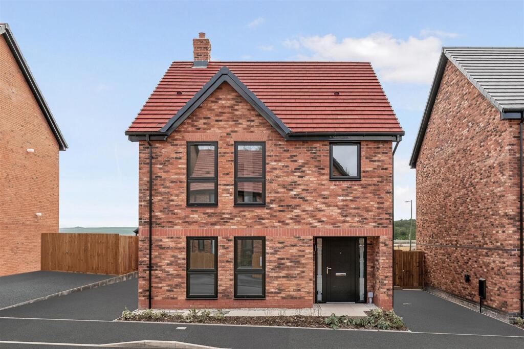 Maybank Penrose 525 1.jpg