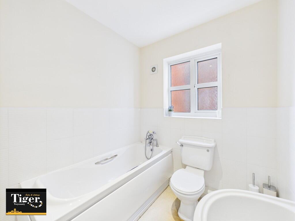 CAM03440G0-PR0371...