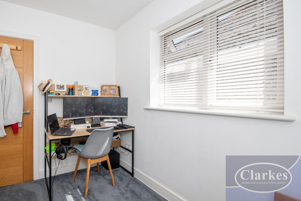 FC_038_49 KING EDWARD AVE_010