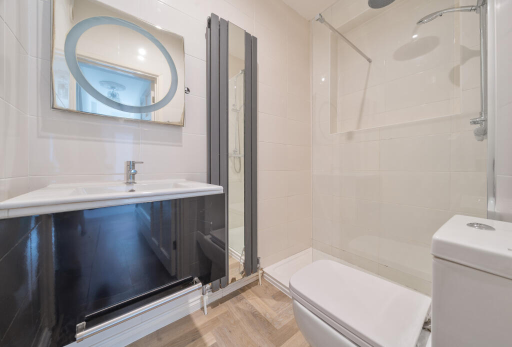 1359722-12-68e7ad...