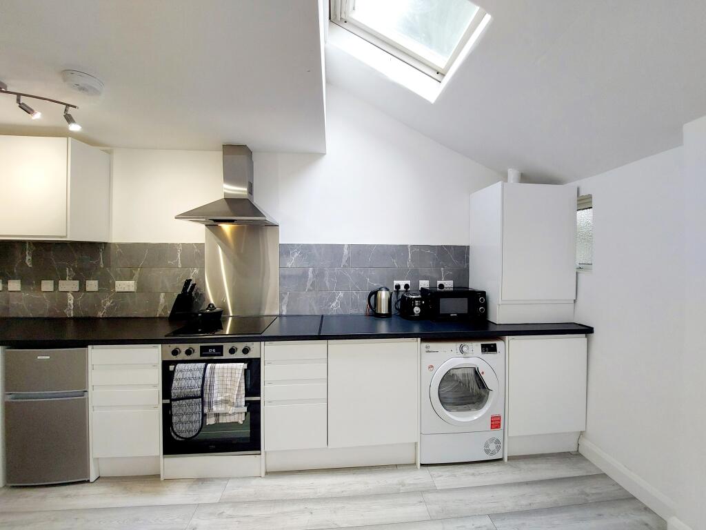 Main communal Kitchen 