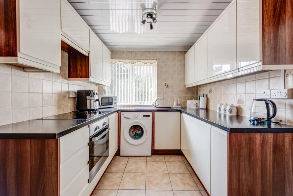 22SouthfieldCrescent(Interior)-13.jpg
