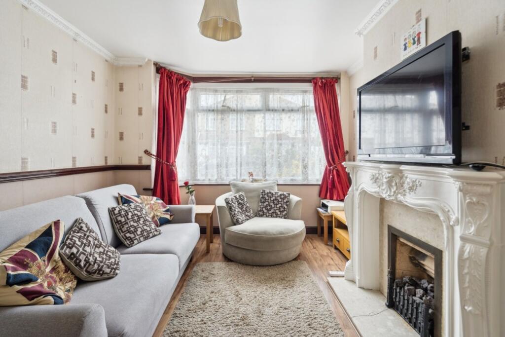 Living/Dining Room