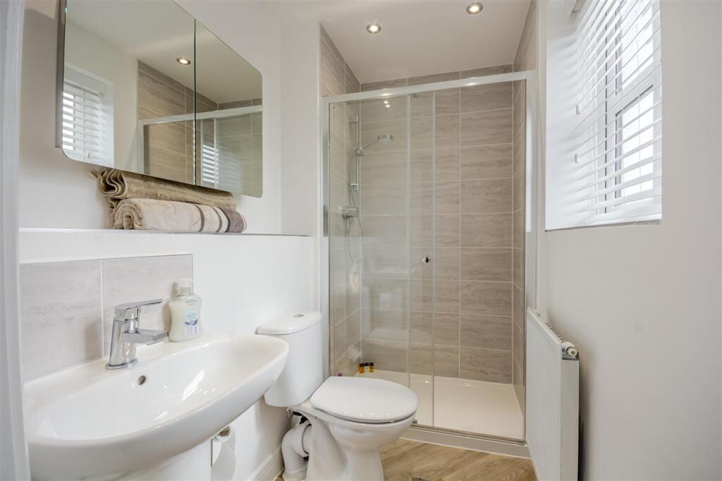 En Suite Shower Room