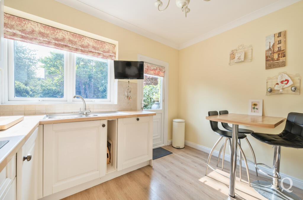 f7a2f745-b0ad-4f5...