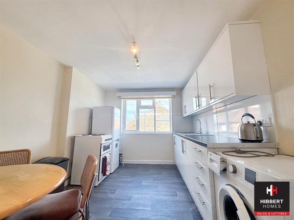 108a Wilmslow Rd 3.jpg
