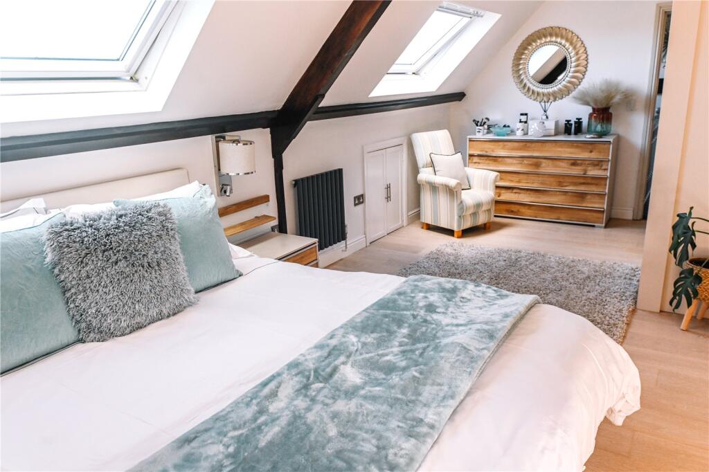 Principal Bedroom