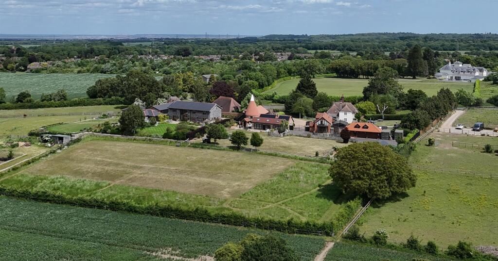 dji_fly_20250601_125644_0008_1748779743233_photo.j