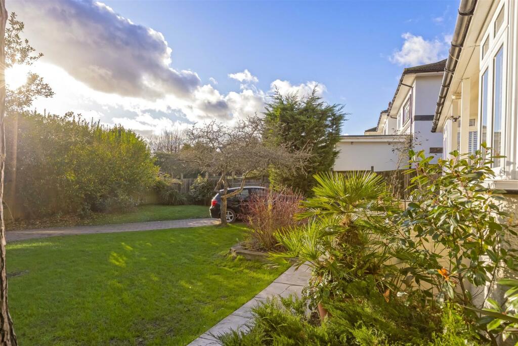 For Sale by Aspire Residential - Arundel Road