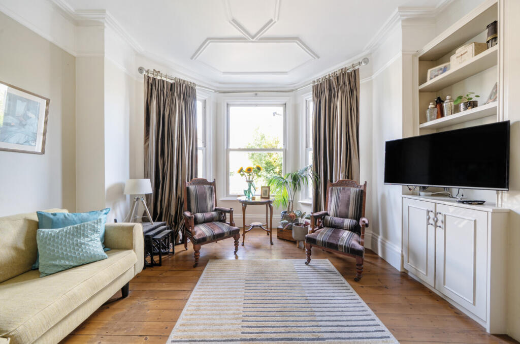 1317398-9-685e5bb...